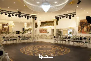  فضاهای مختلف تالار کاخ ایرونی